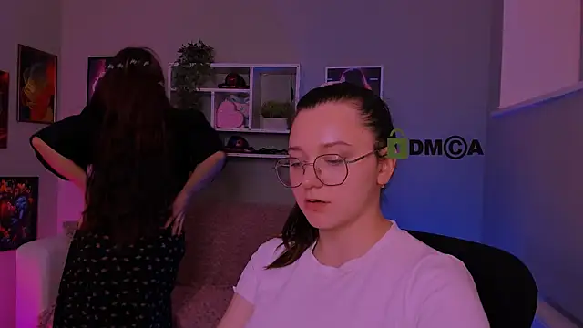 Sala de chat en directo de nymira