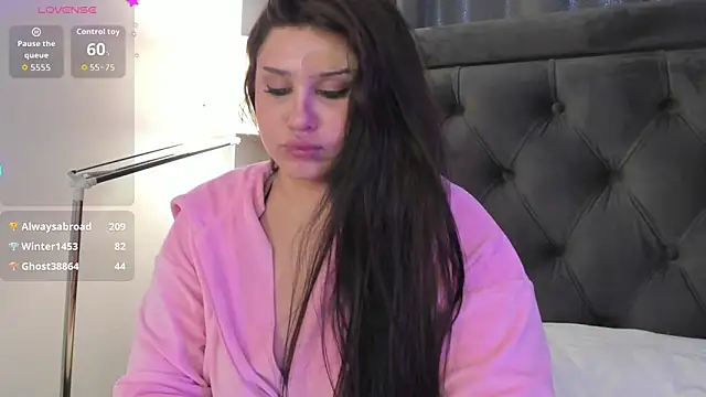 nicolewoss 실시간 채팅방