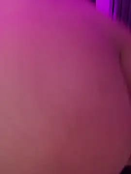 NiaCrawfordd – live chatrum