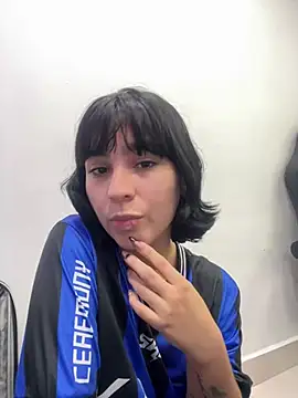 HaniKuspoka Live chatroom