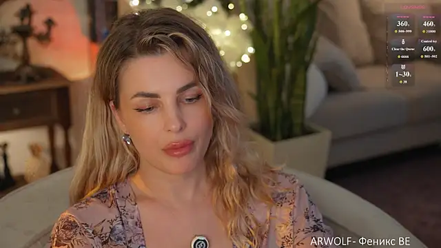 חדר צ'אט בשידו ר חי של Lady--M