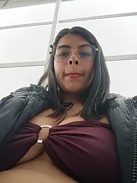 SOFIA-11_ 现场聊天室