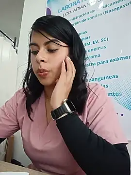 SOFIA-11_ Live Chatraum