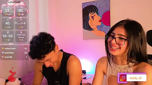 חדר צ'אט בשידור חי של MAIILY_MOON