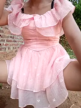 Elena_Mia Adlı Modelin Canlı Sohbet Odası