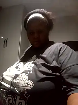 SweetLatoyaxx Live chatroom