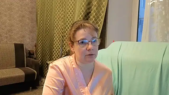 Miss_SandraX's Live Chat Room