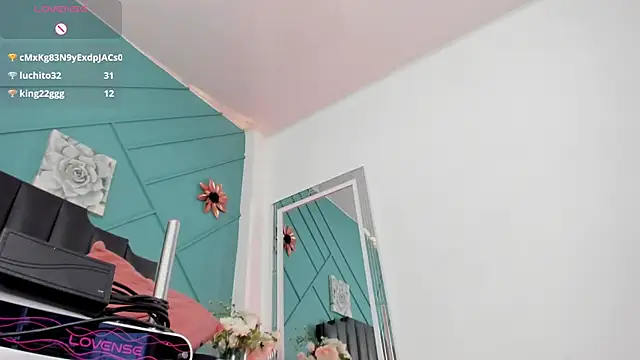 Chat ao vivo de MiluVegaa_