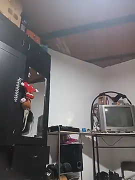 LunaArias Adlı Modelin Canlı Sohbet Odası