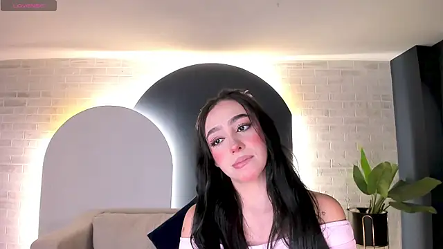 PaulineSanz live-chat rom