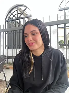 AuroraMoore_Pink Live chatroom