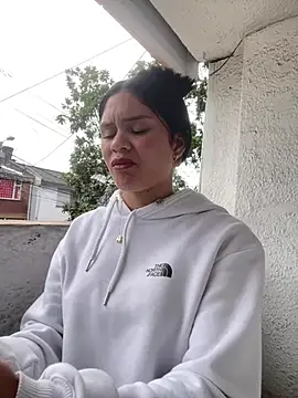 AuroraMoore_Pink élő chatszobája