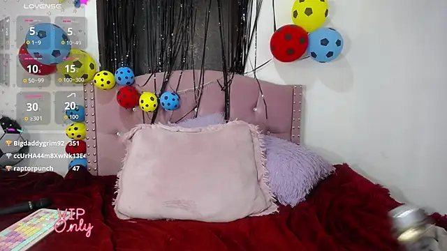 Chat soba uživo modela barbie_pym