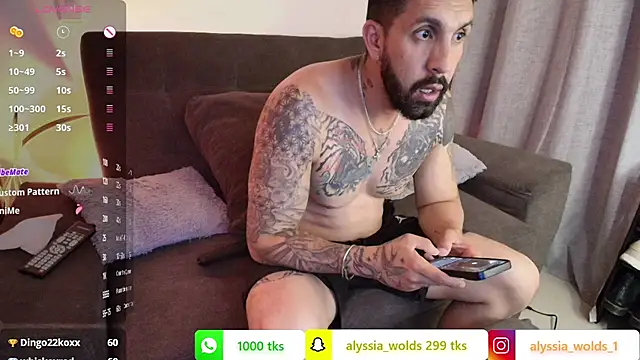 Alyssa_and_DAngelo élő chatszobája