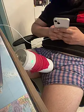 Pokazy przed seks kamerką na żywo – Bello268715