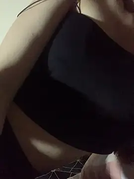 Summ_vn Adlı Modelin Canlı Sohbet Odası