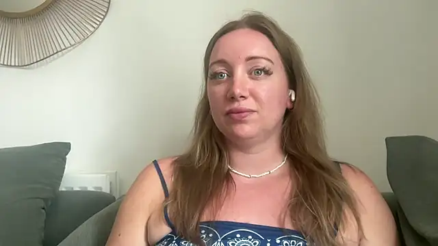 arielsweetieee Adlı Modelin Canlı Sohbet Odası