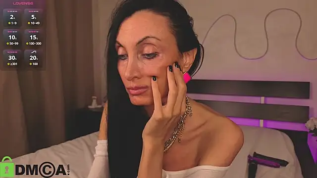 Sala de chat en directo de Avrora_Mars