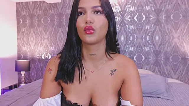 DannaSpencer_ Adlı Modelin Canlı Sohbet Odası