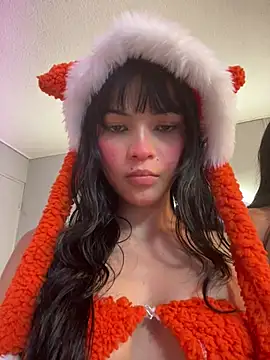 kata_petite – live chatrum