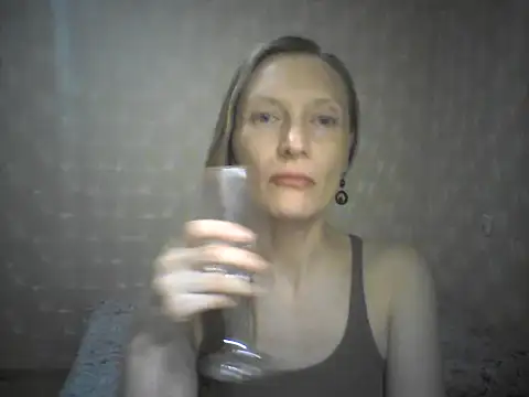 Živá chatovací místnost LunaBelle8