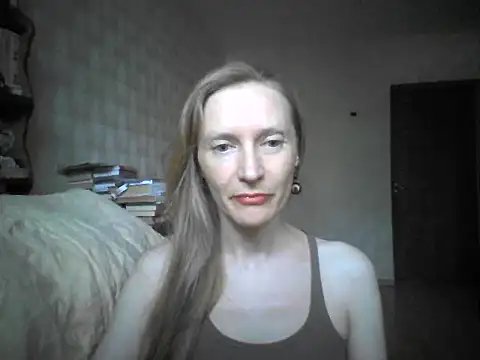 LunaBelle8 Live Chatraum