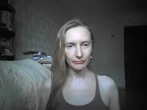 LunaBelle8 Live Chatraum