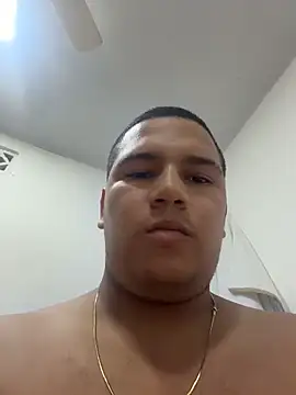 חדר צ'אט בשידור חי של Patricio_02