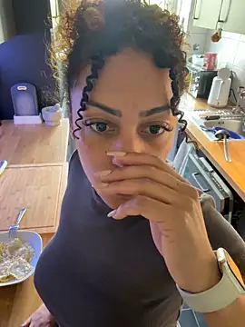 Chat ao vivo de SweetPetiteNoir