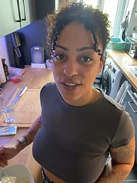 Sala de chat en directo de SweetPetiteNoir