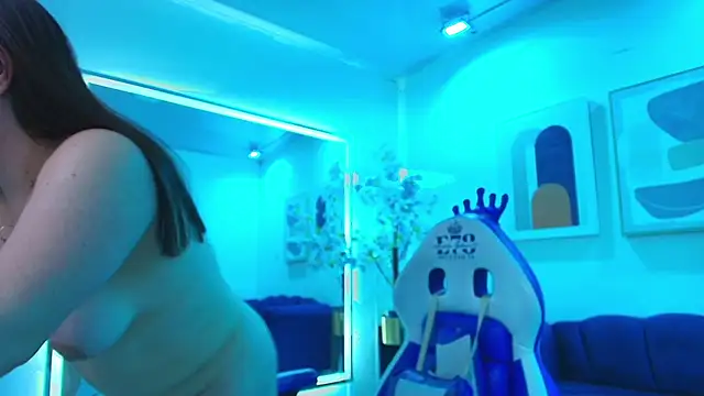 Anya_Volke Cameră chat live