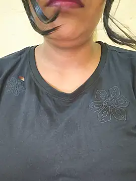 Missdiwani Adlı Modelin Canlı Sohbet Odası