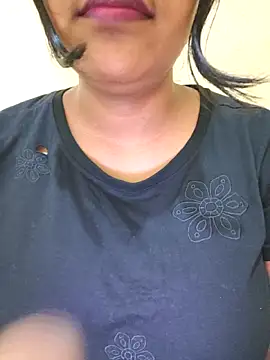 חדר צ'אט בשידור חי של Missdiwani
