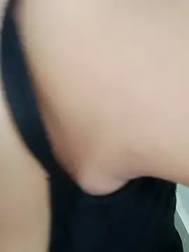 Cute_Naira6 Adlı Modelin Canlı Sohbet Odası