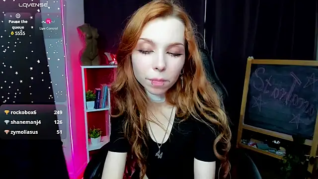 Star_Tarra Cameră chat live