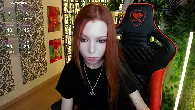 חדר צ'אט בשידור חי של Star_Tarra
