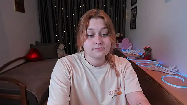 Chat ao vivo de NoraLiin