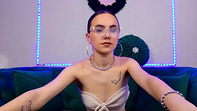 EliaSkye Adlı Modelin Canlı Sohbet Odası
