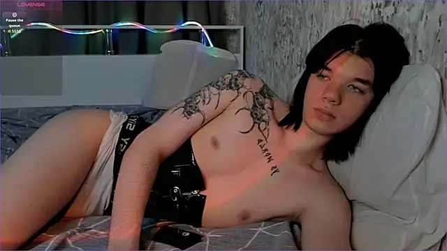 softcollision's Live Sex Cam Show