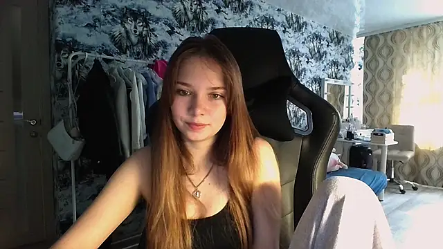 Princess_Mira's Live Chat Room
