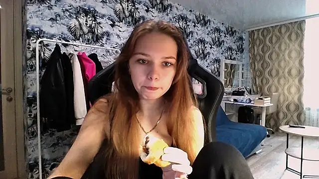 Princess_Mira's Live Chat Room