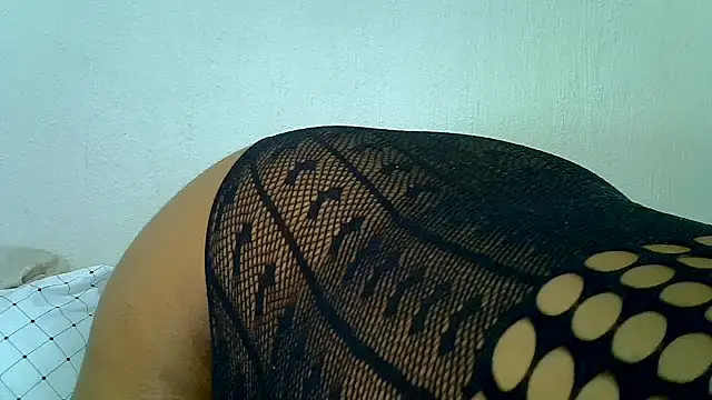 ห้องแชทสดของ Sexydarkladyxx