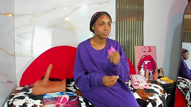 Asha_zuri69's Live Chat Room