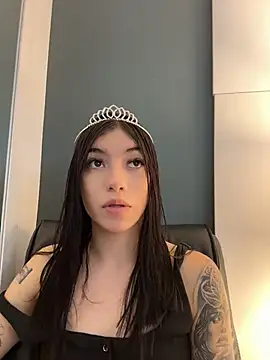 Maddison_Foxxx: δωμάτιο απευθείας συνομιλίας