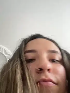 Živá chatovací místnost JUANITA07
