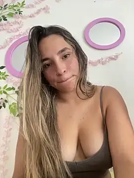 Sala de chat en directo de JUANITA07