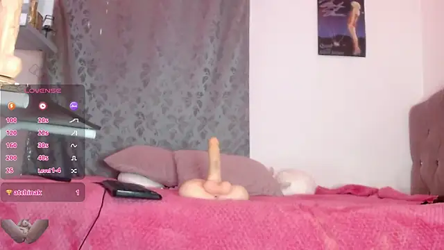 Sala de chat en directo de Ninadesire0211
