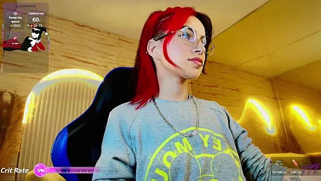 Moon_Red_r élő chatszobája