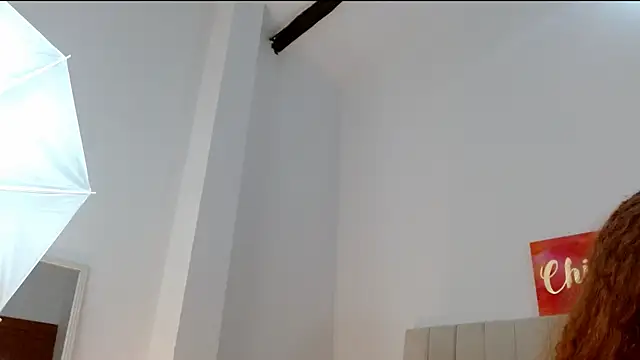 mia__sweett's Live Chat Room