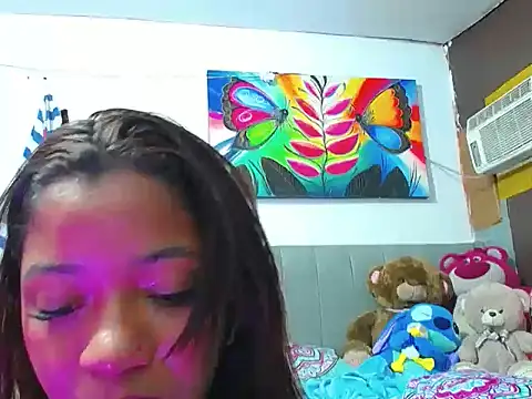 Živá chatovací místnost Brunett_sexy1